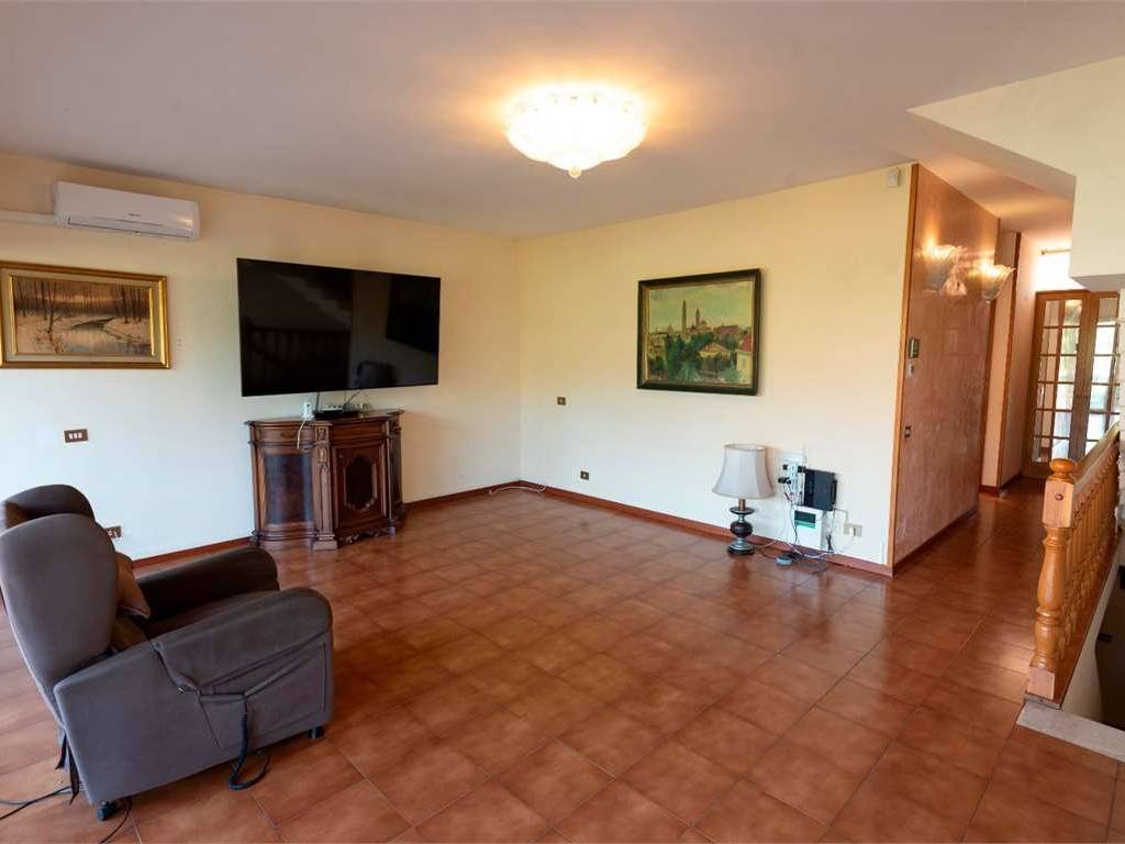 Villetta a schiera a Luni in VIA DOGANA - Foto 2