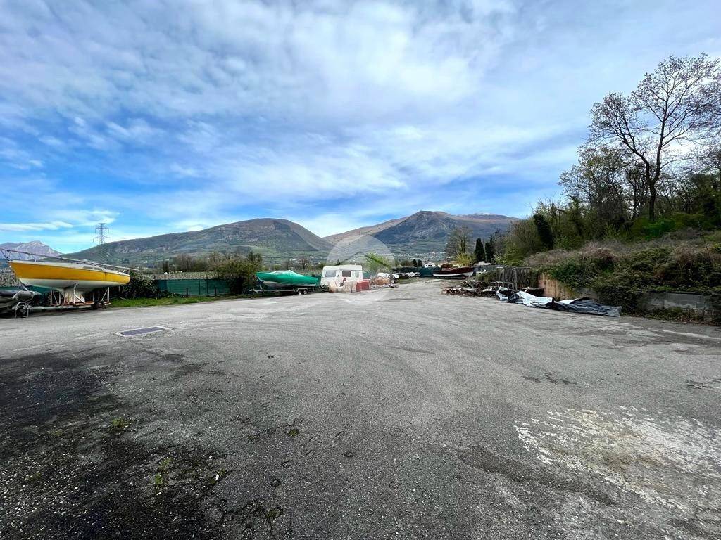 Immobile a Caprino veronese in Capannone via Igegner Becchierle - Foto 4