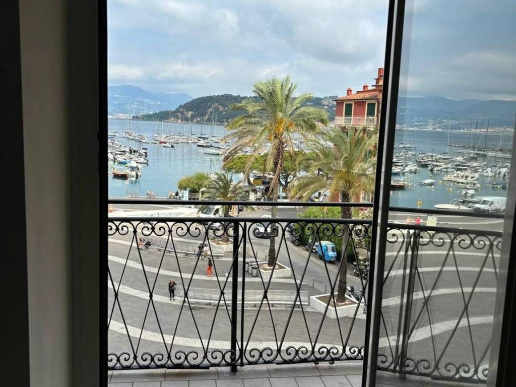 Appartamento a Lerici in Piazza Giuseppe Garibaldi, 18 - Foto 4