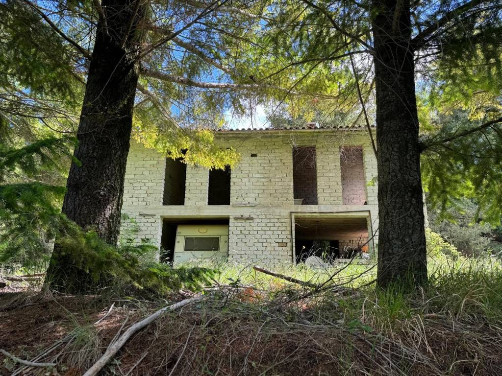 Villa a Antrodoco in Frazione Rocca di Corno - Foto 2