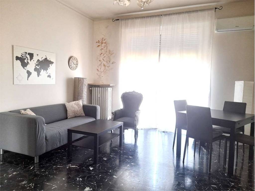 Appartamento a Alessandria in via Isonzo, 48 - Foto 2