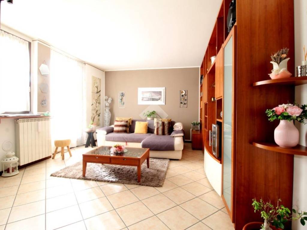 Appartamento a Paderno d'adda in Via Mohandas Karamchand Gandhi - Foto 4