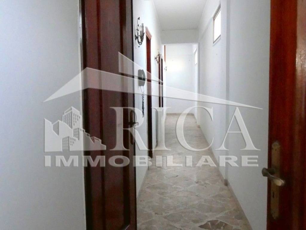 Appartamento a Alcamo in Viale Italia - Foto 4