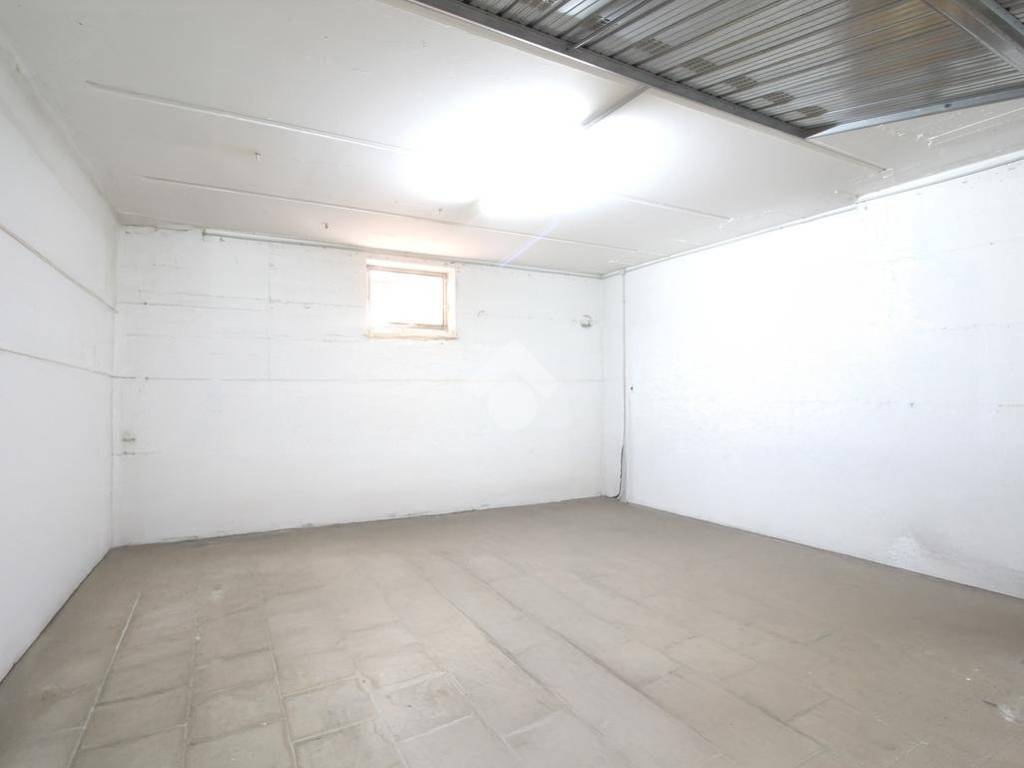 Box / garage a Martinsicuro in Via Lazio, 3 - Foto 4