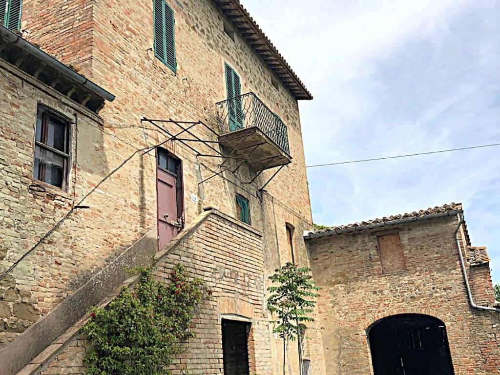 Rustico / casale a Deruta in Via Vocabolo Venturello, 42 - Foto 2