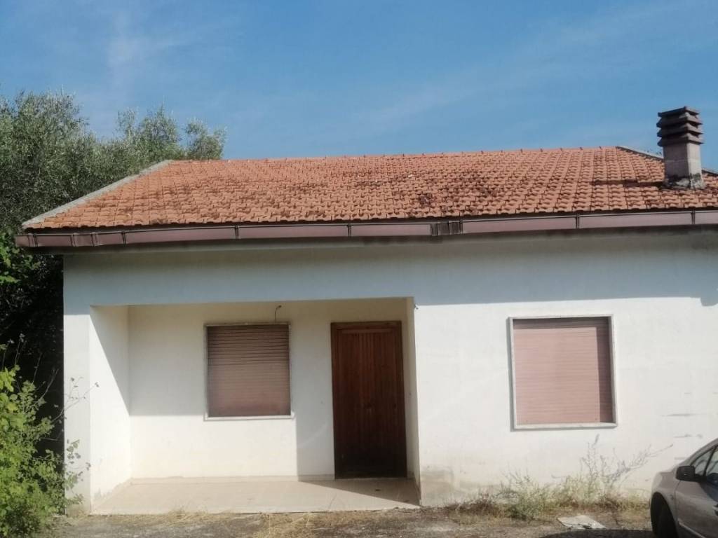 Villa a Buccino in Casa Castello S.N.C. - Foto 2