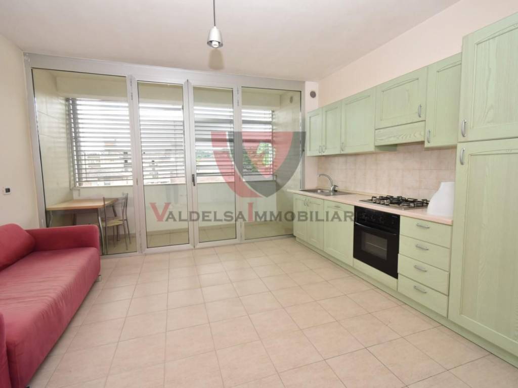Appartamento a Colle di val d'elsa in Via della Lisciata - Foto 3