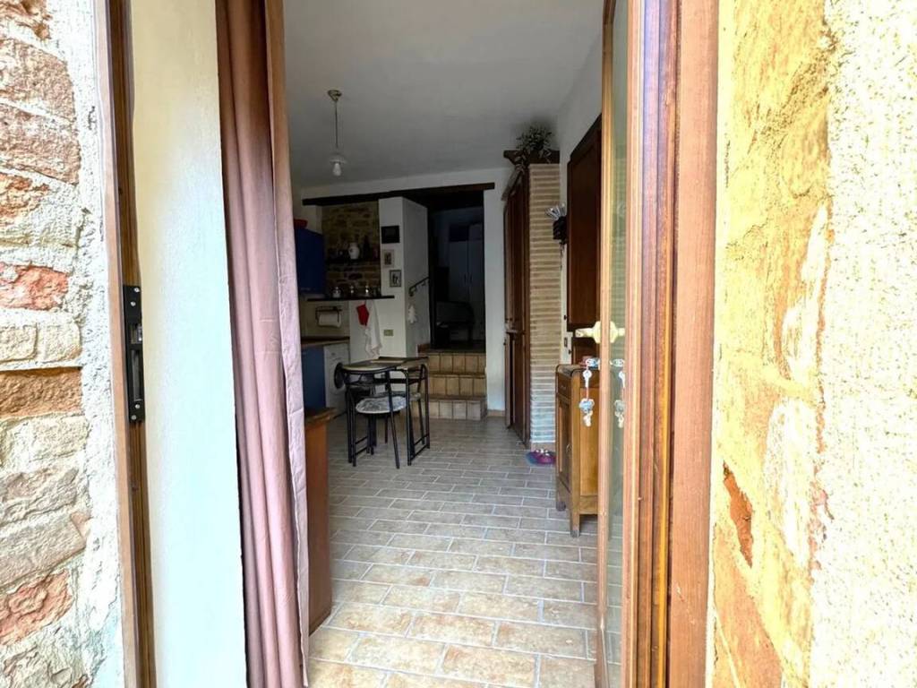 Appartamento a Deruta in Piazza Garibaldi, 3 - Foto 3