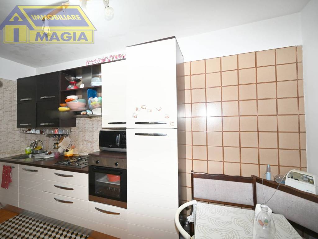 Appartamento a Folignano in Piazza Simon Bolivar - Foto 5