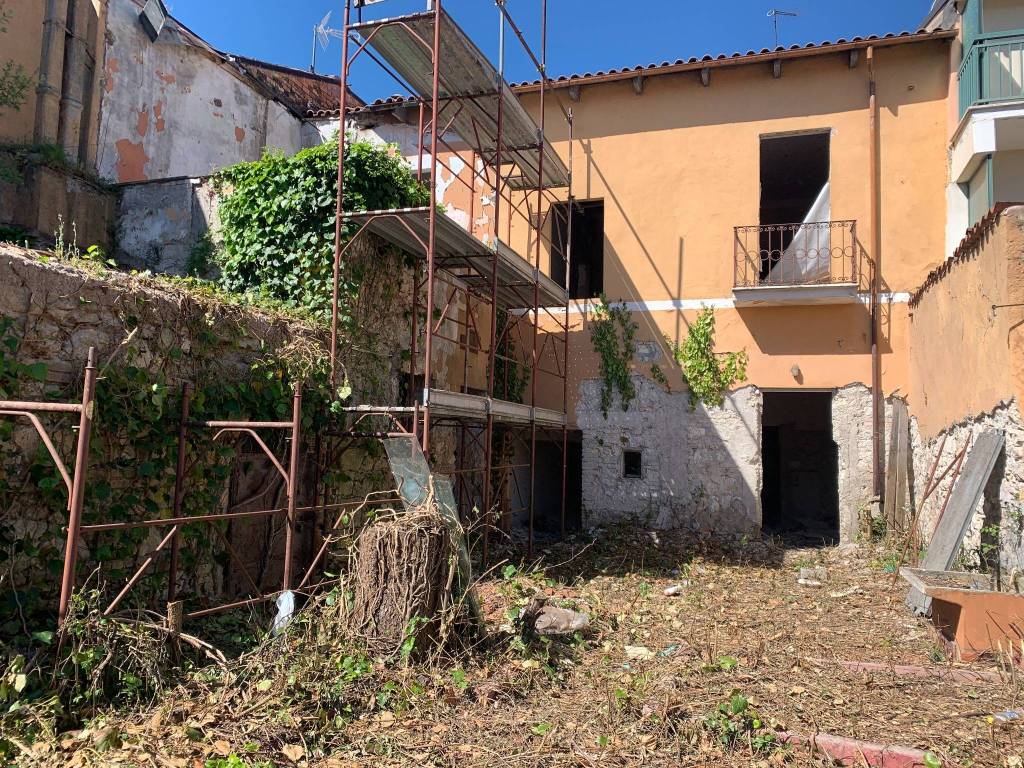 Casa indipendente a Avezzano in Via Cardinale Mazzarino - Foto 4