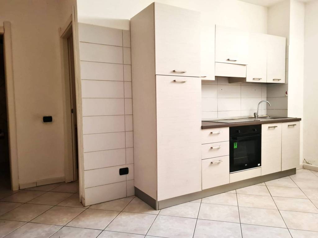 Appartamento a Quartu sant'elena in Via Germania, 4 - Foto 2