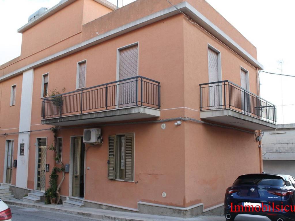 Appartamento a Ispica in Via dei Mille - Foto 2