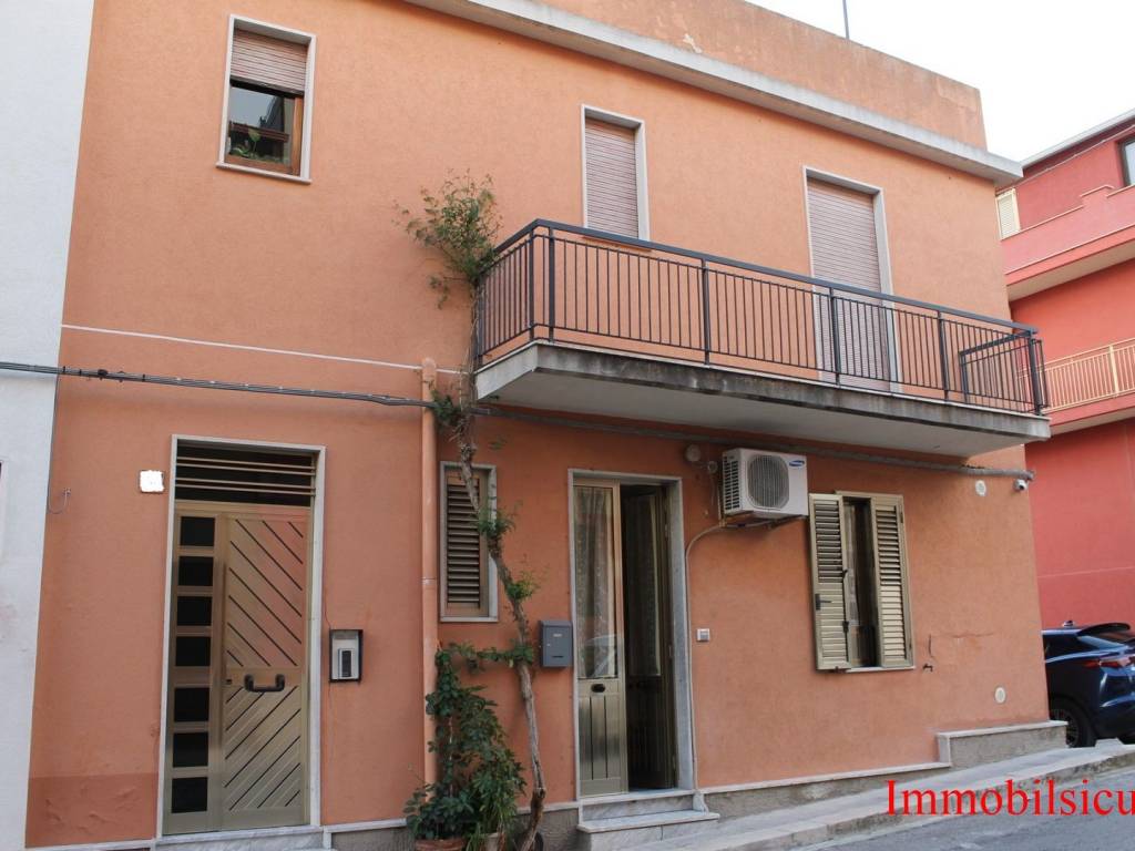 Appartamento a Ispica in Via dei Mille - Foto 3