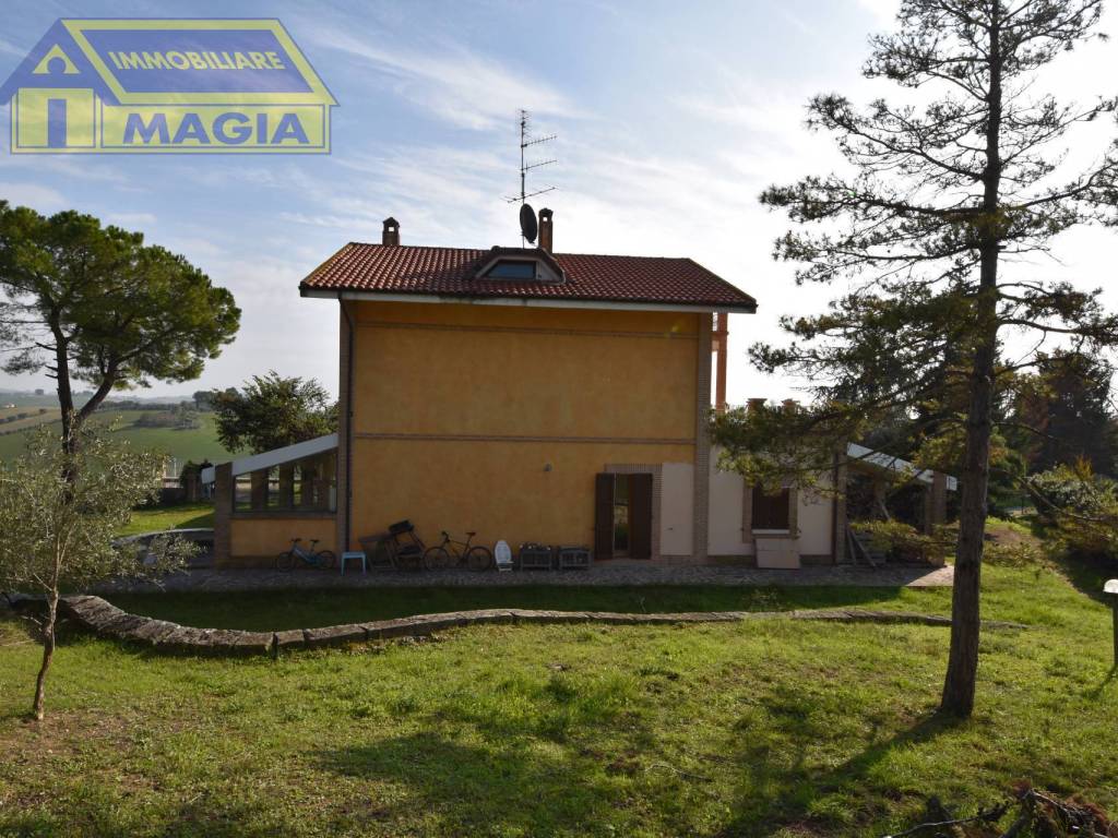 Villa a Acquaviva picena in https://maps.app.goo.gl/vZUNGYj2yJHDYdqi8 - Foto 3