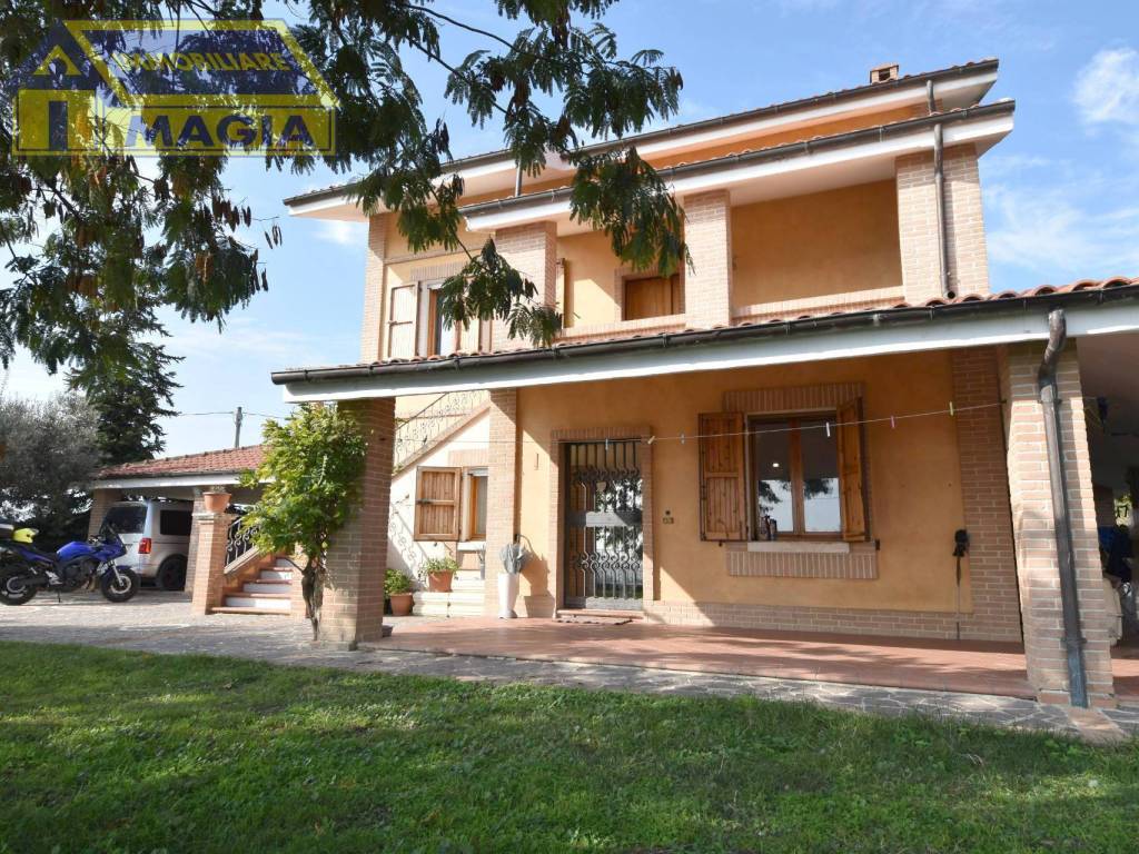 Villa a Acquaviva picena in https://maps.app.goo.gl/vZUNGYj2yJHDYdqi8 - Foto 4