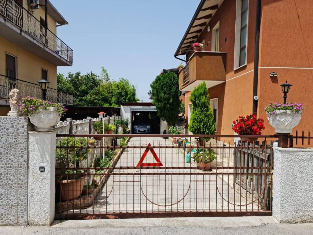 Villa a Cappelle sul tavo in Via Giosuè Carducci - Foto 2