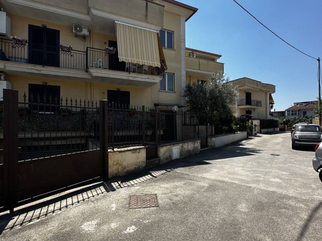 Villa a Maddaloni in Via Forche Caudine, 161 - Foto 4