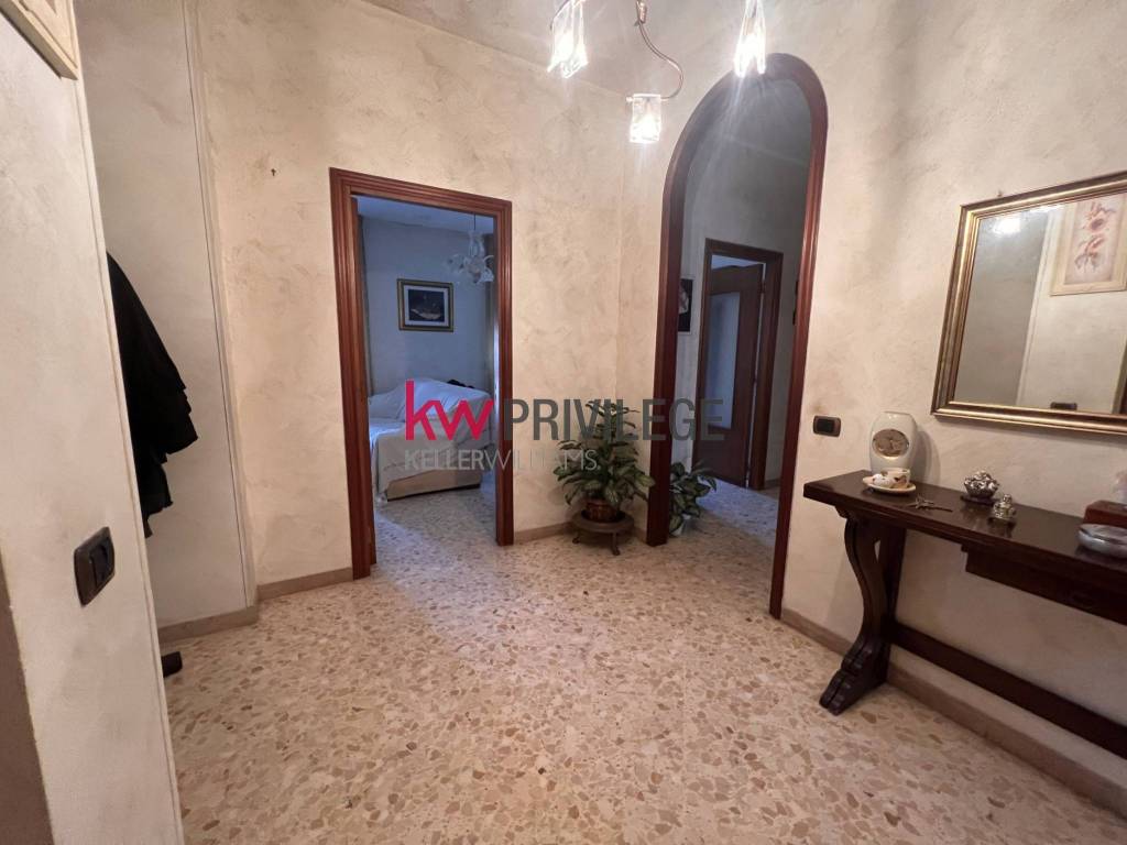 Appartamento a Brindisi in Via Andrea Mantegna, 9 - Foto 3