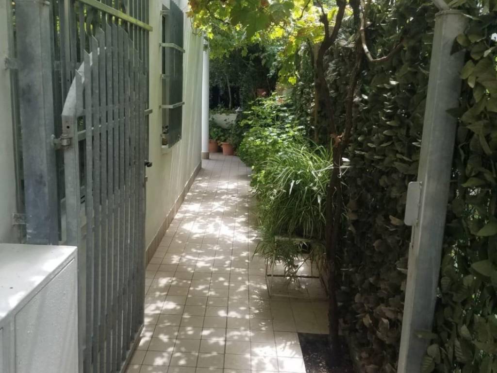 Appartamento a Riccione in Viale Zandonai - Foto 2