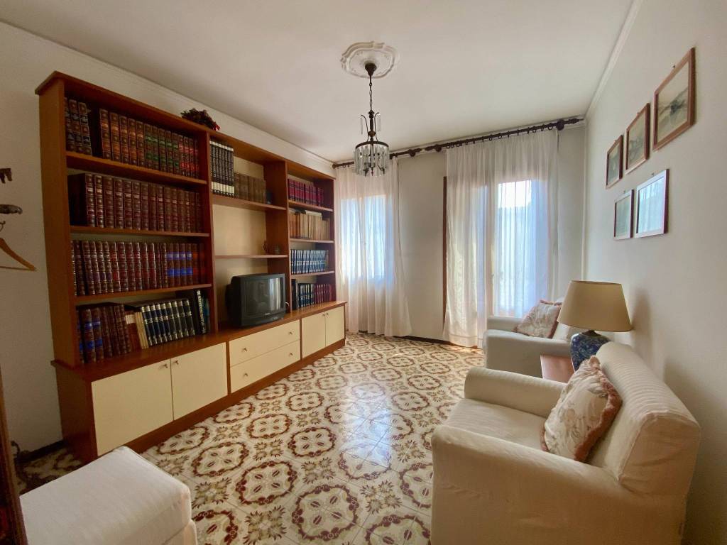 Appartamento a Mira in Via Confine Mira Vecchia - Foto 2