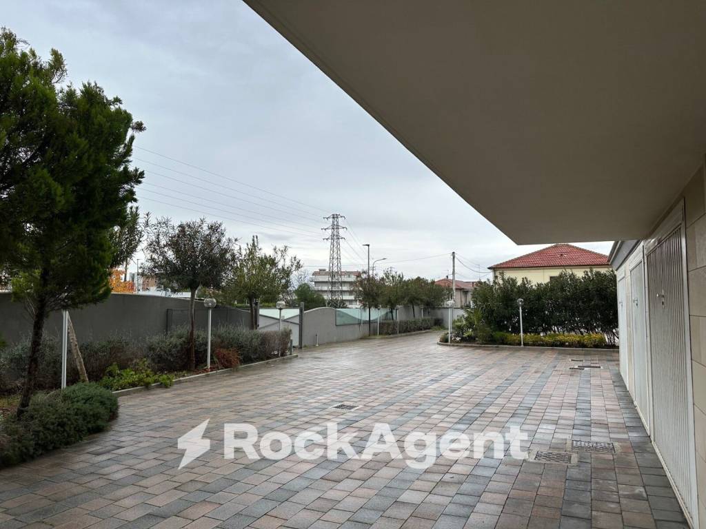 Appartamento a Montesilvano in Via Andrea Costa - Foto 3
