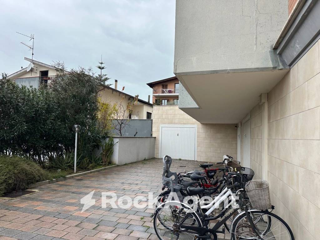 Appartamento a Montesilvano in Via Andrea Costa - Foto 4