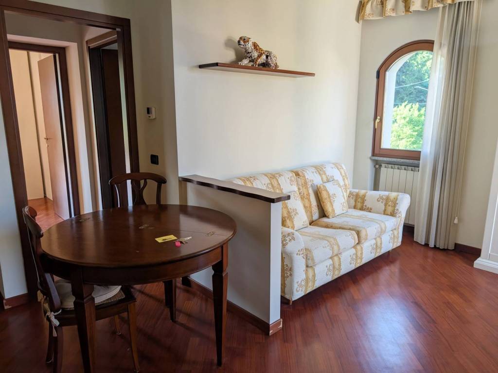 Appartamento a Induno olona in Via Edoardo Tabacchi, 107 - Foto 2