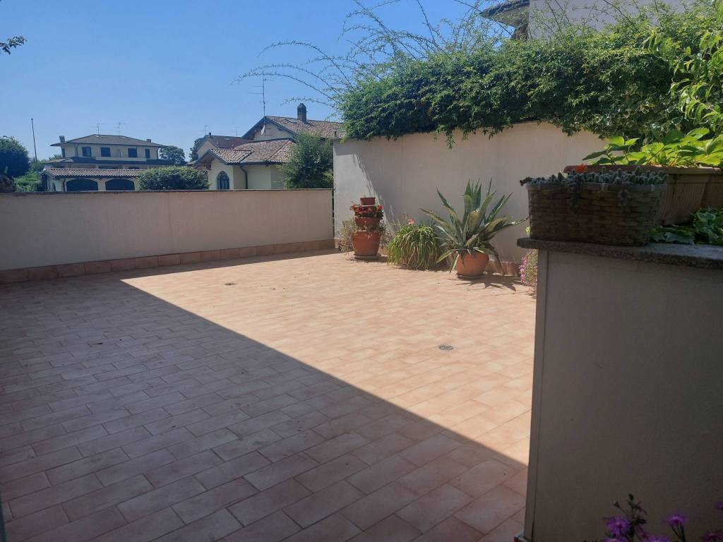 Villa a Sant'angelo lodigiano in Viale dei Fiori - Foto 2