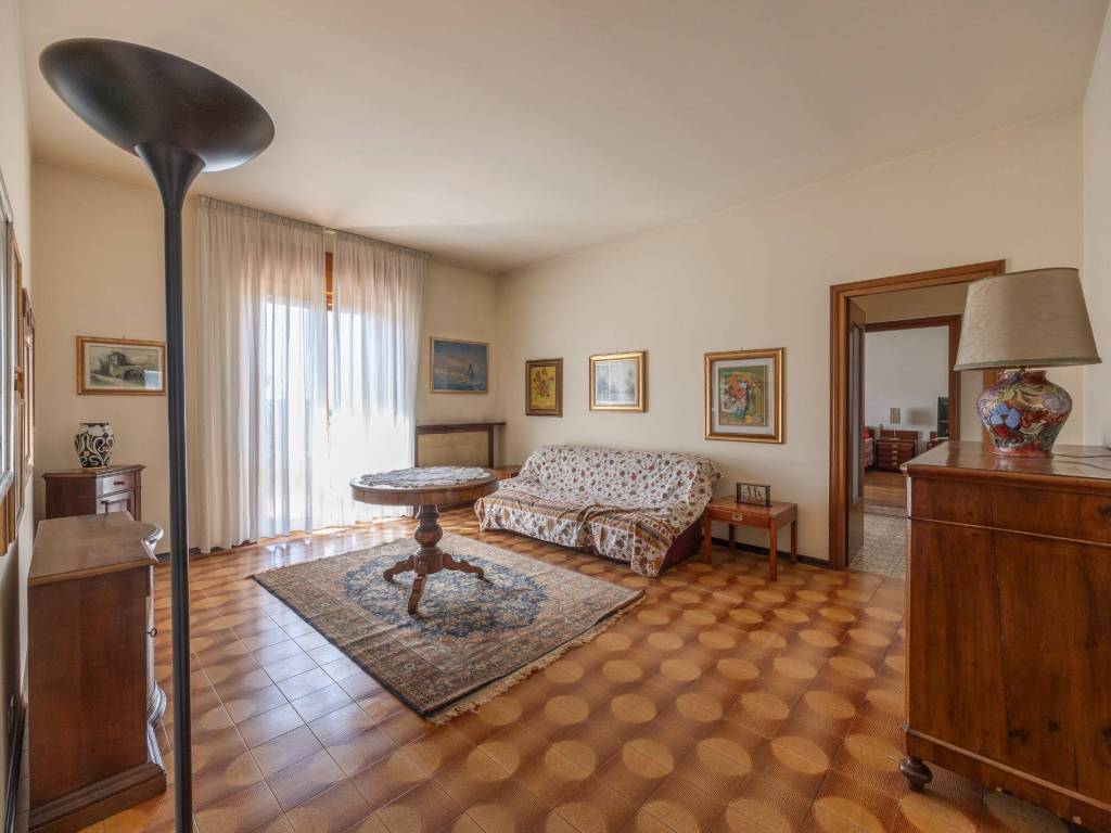 Appartamento a Negrar di valpolicella in Via Casa Zamboni, 42 - Foto 2