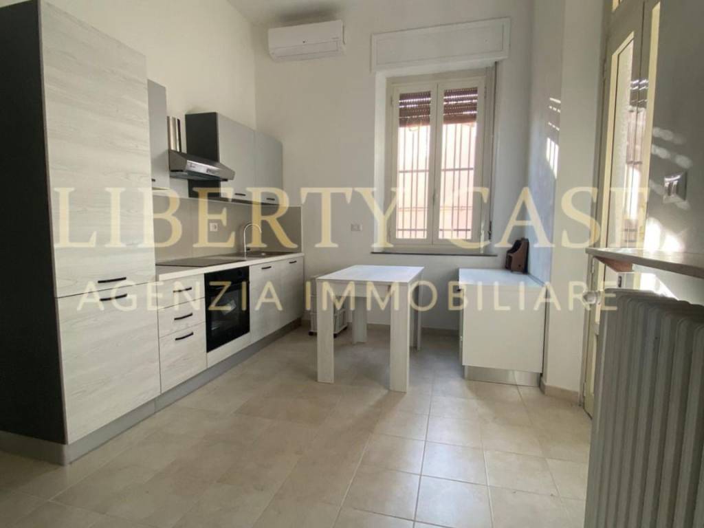 Villa a Vercelli in Via Prarolo, 74 - Foto 4