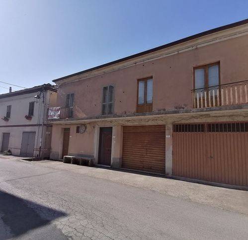 Villa a Casal velino in Via Napoli 75 - Foto 2