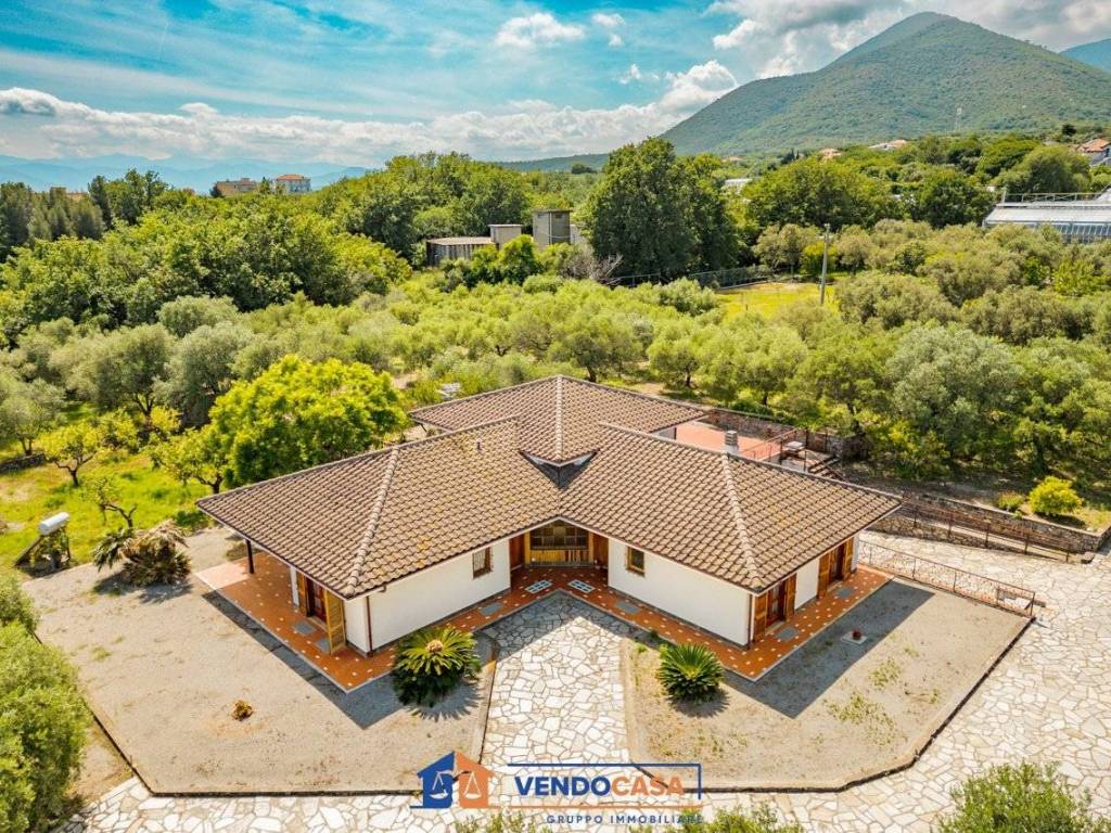 Villa a Ceriale in Via Magnone - Foto 2