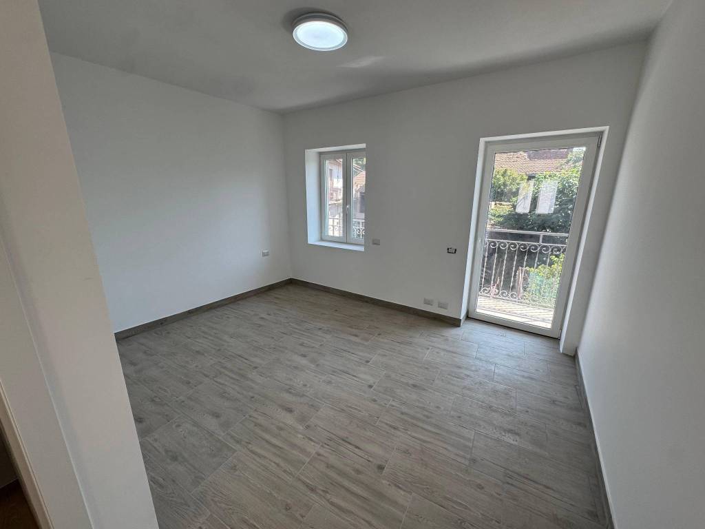 Appartamento a Samarate in Via dell'Immacolata, 1 - Foto 2