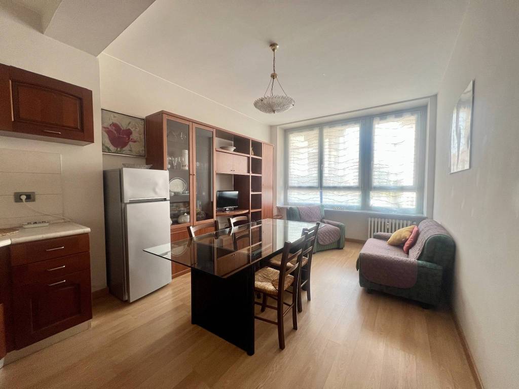 Appartamento a Alba in Viale Giovanni Vico, 6 - Foto 3