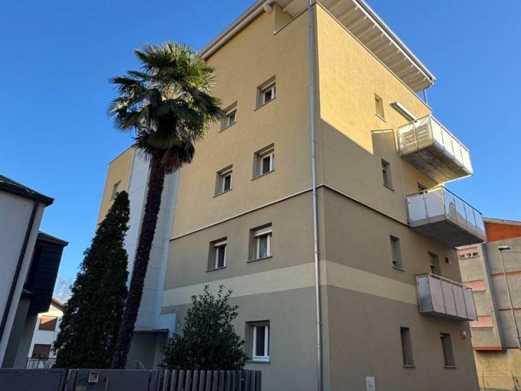 Appartamento a Sondrio in Via Brennero, 8 - Foto 2