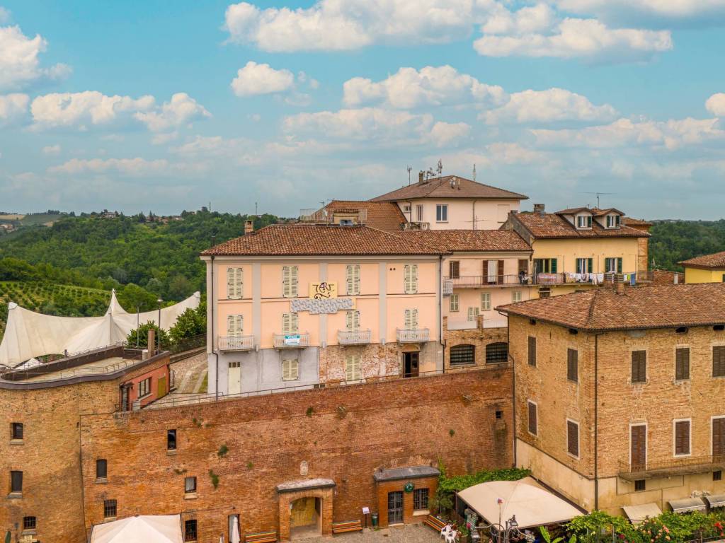 Palazzo / stabile a Portacomaro - Foto 2