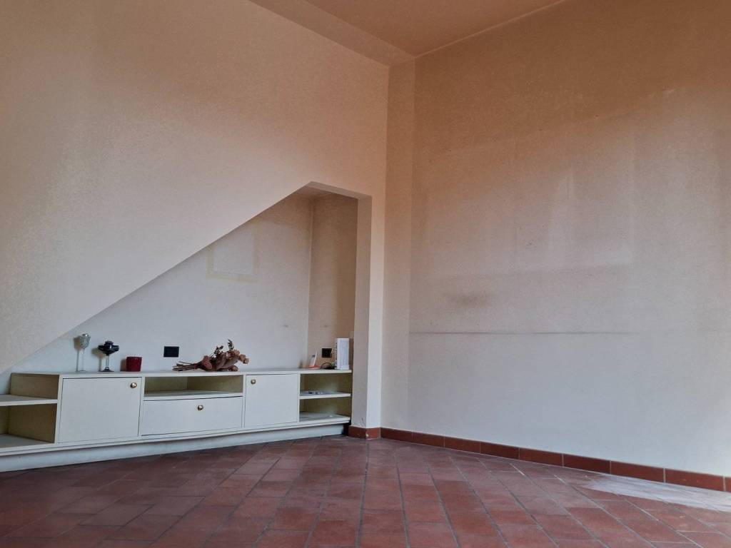 Casa indipendente a Prato in Via Pistoiese - Foto 4
