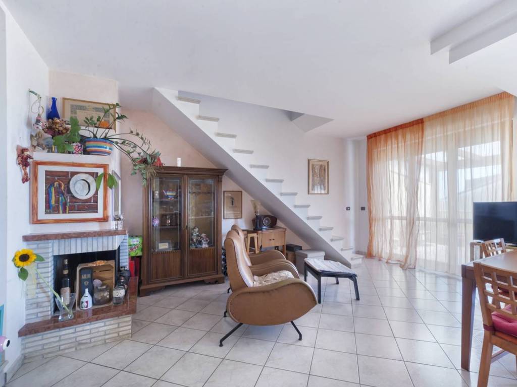 Villa a Silvi in C.da COCCIONI - Foto 5