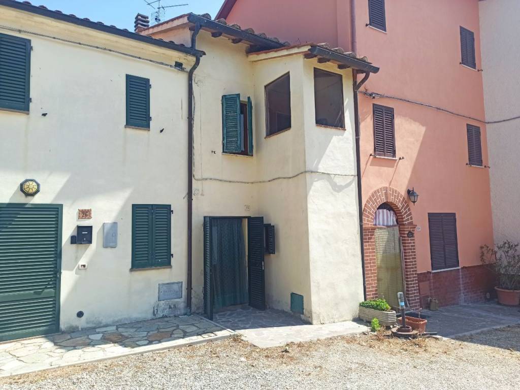 Casa indipendente a Castiglione del lago in Località Nardelli - Foto 2