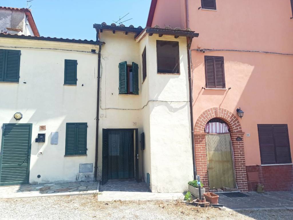 Casa indipendente a Castiglione del lago in Località Nardelli - Foto 3