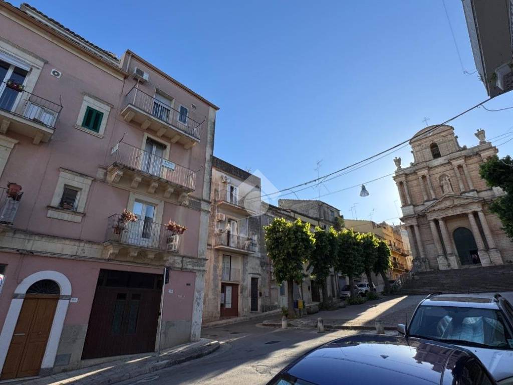 Appartamento a Ragusa in Via SS. Salvatore, 27 - Foto 2