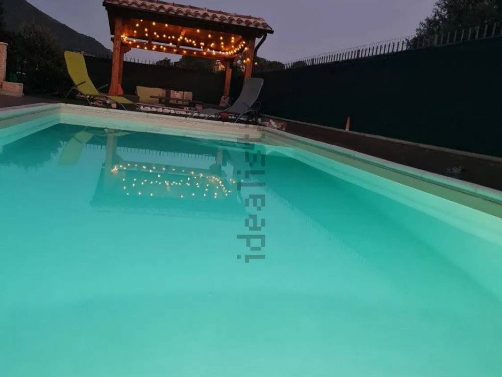 Villa a Sermoneta in VIA DELLA SORGENTE - Foto 4