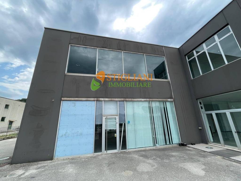 Immobile a Monteroduni in SS85 Z.I. Spinete, Monteroduni - Foto 5