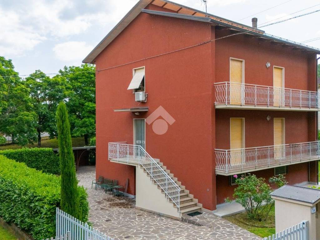 Villa a Collecchio in Via ALDO BERTUCCI, 10 - Foto 3