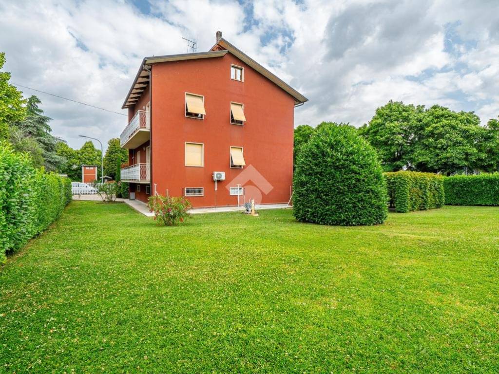 Villa a Collecchio in Via ALDO BERTUCCI, 10 - Foto 4