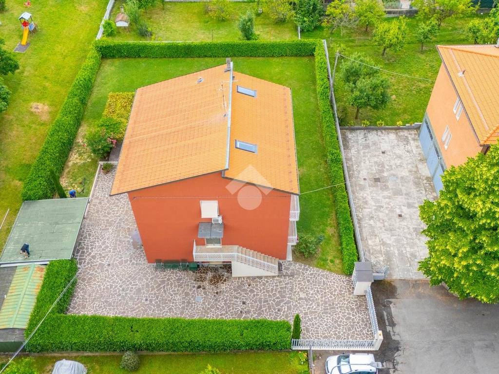 Villa a Collecchio in Via ALDO BERTUCCI, 10 - Foto 5