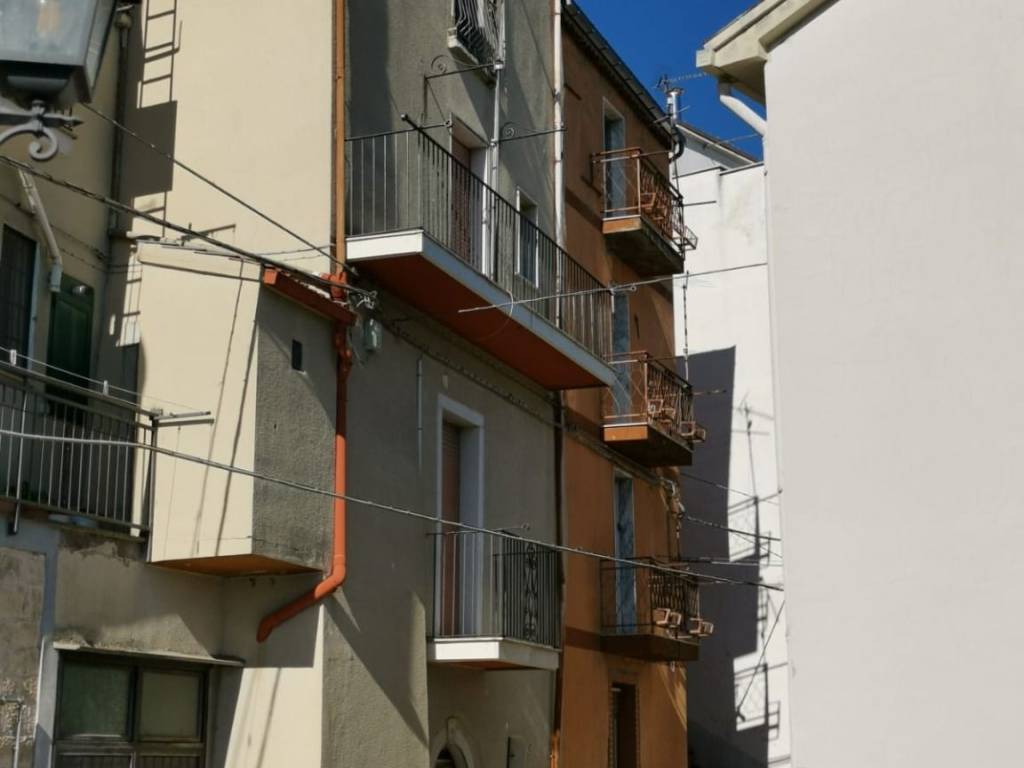 Casa indipendente a Castelmauro in Via Fuori Porta Commercio, 2 - Foto 2