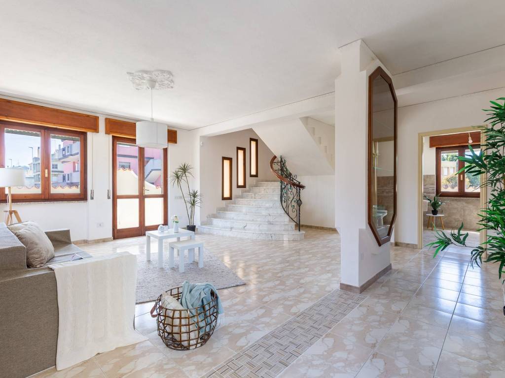Villa a Quartu sant'elena in Via Budapest, 56 - Foto 2