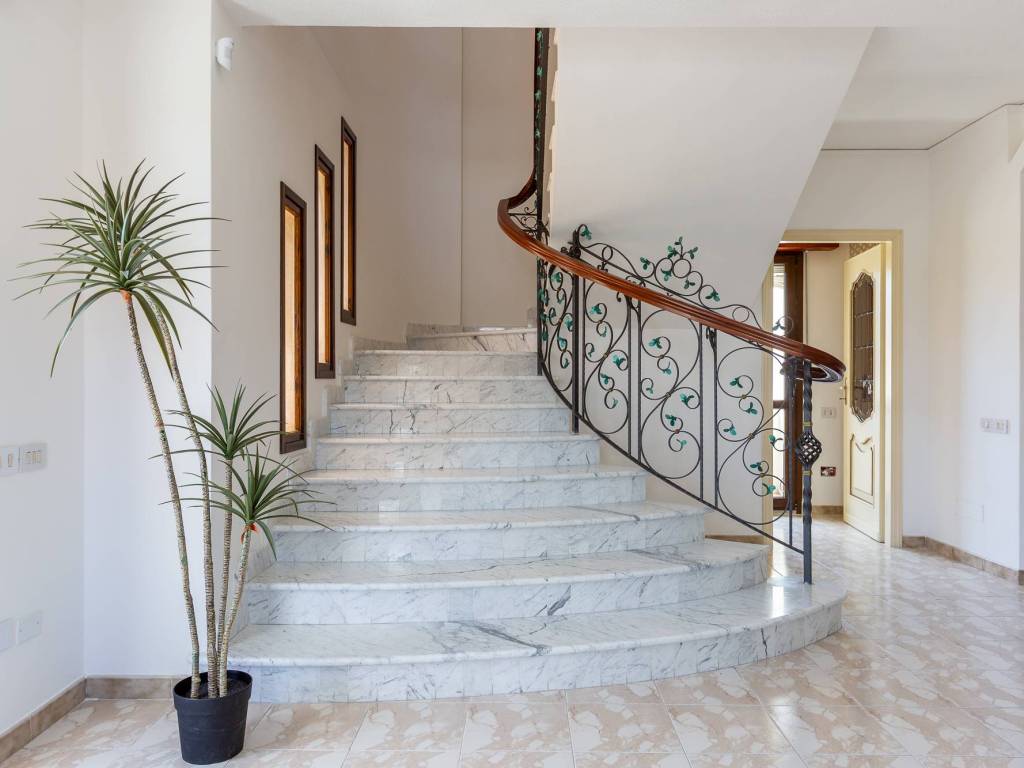 Villa a Quartu sant'elena in Via Budapest, 56 - Foto 5