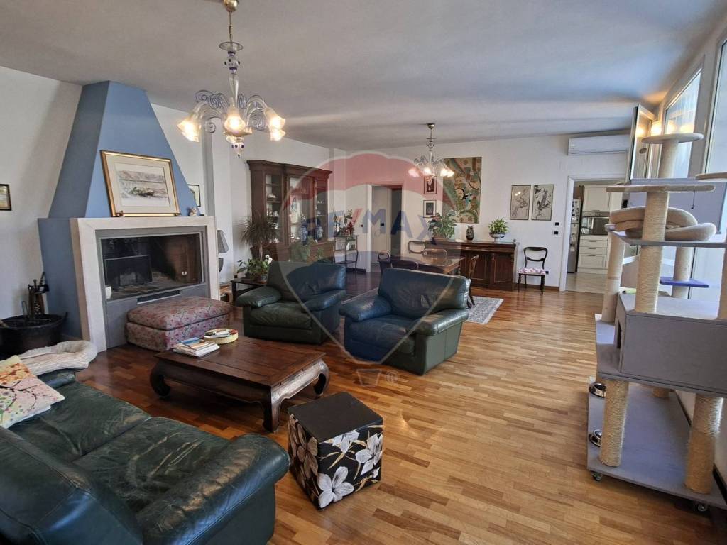 Villa a Selargius in via Ciro Menotti, 2 - Foto 5